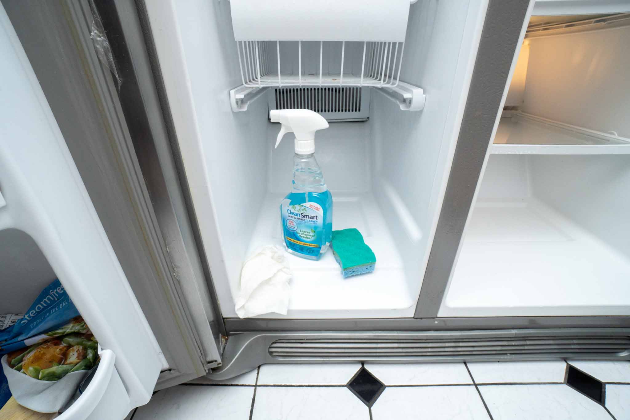 cleaning the inside of the freezer drawer