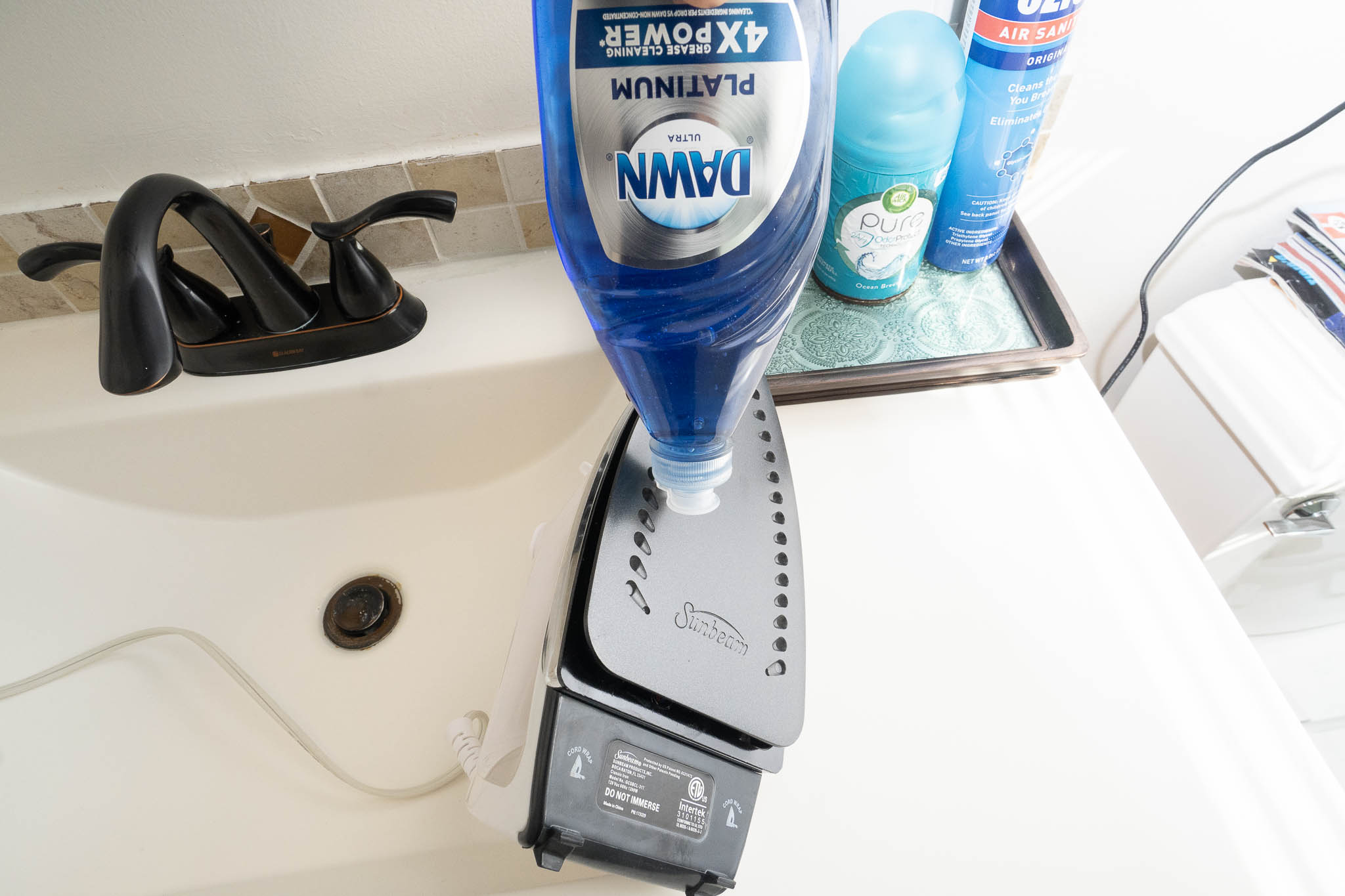 cleaning iron with dawn dish soap